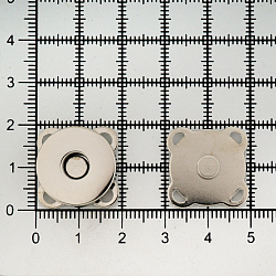 2AS-104 Кнопка магнитная пришивная 18мм